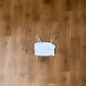 Kendall & Kylie crop top